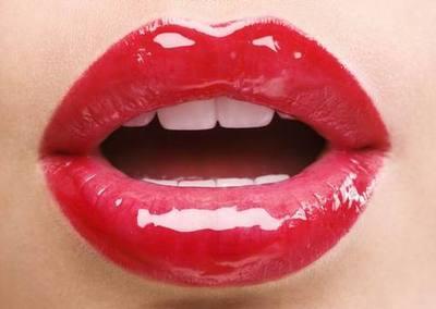 想要性感嘴唇就要“妆”得好！实用唇妆技巧大汇总。