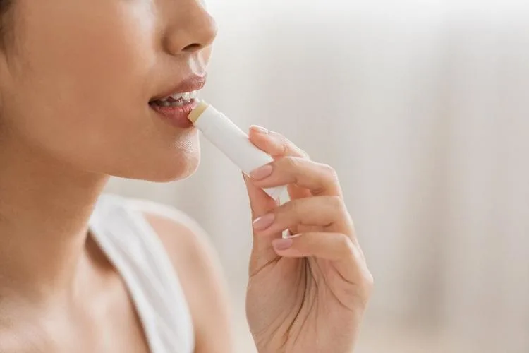 唇炎怎么治？治疗唇炎常用这14种方法！